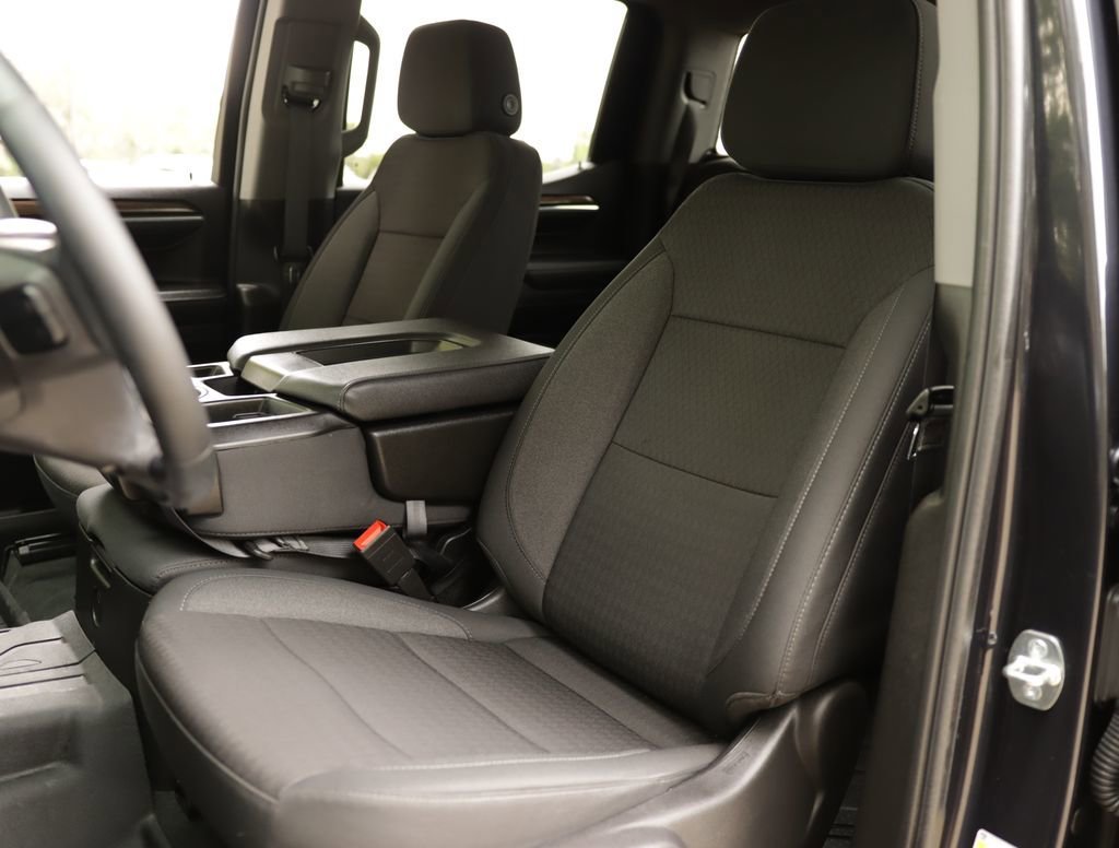 Used 2024 Dark Ash Metallic Chevrolet LT (2FL) image 22