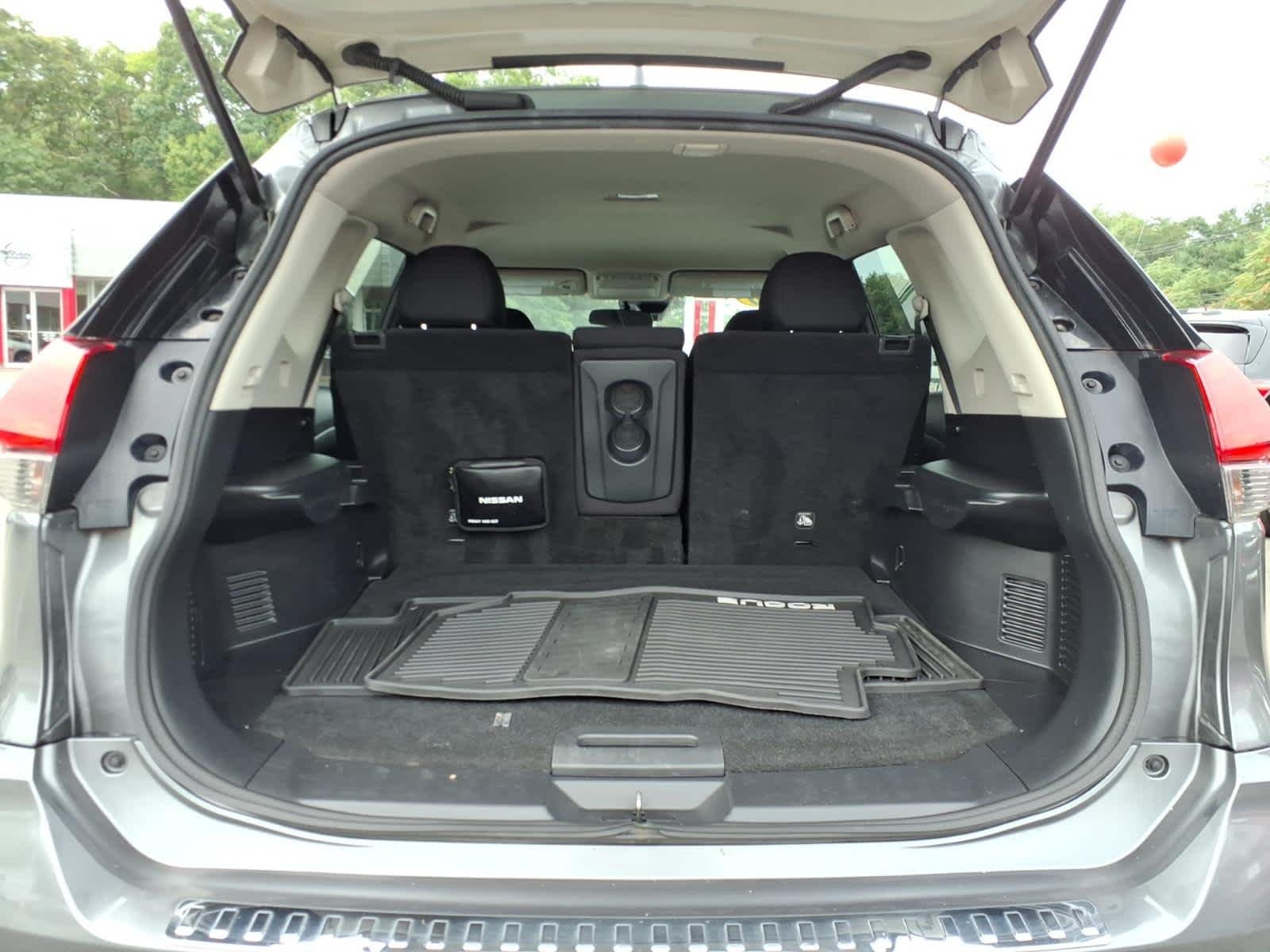 Certified Used 2020 Gun Metallic Nissan S image 16