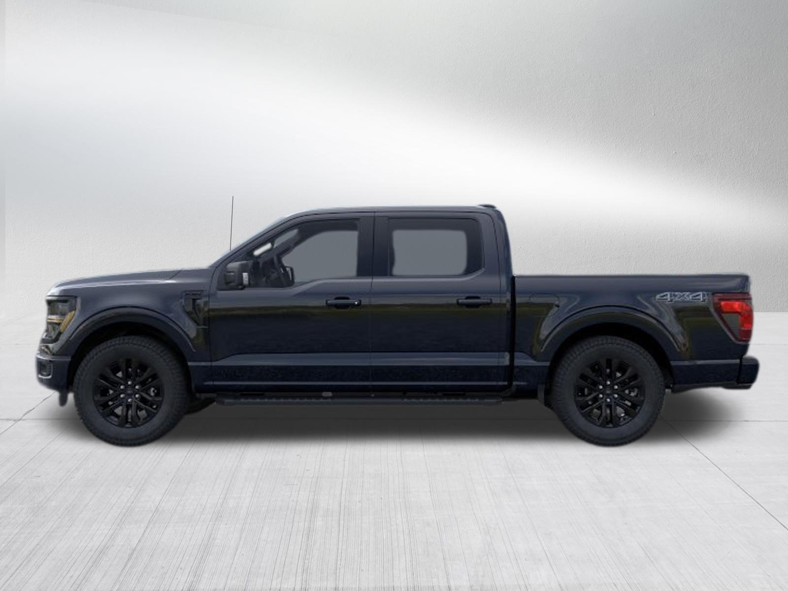 New 2026 Agate Black Metallic Ford XLT image 5