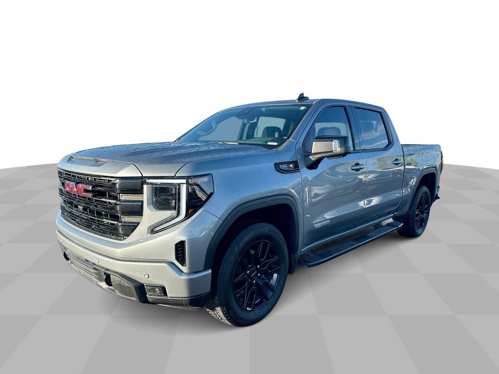Used 2025 Silver GMC Elevation image 18