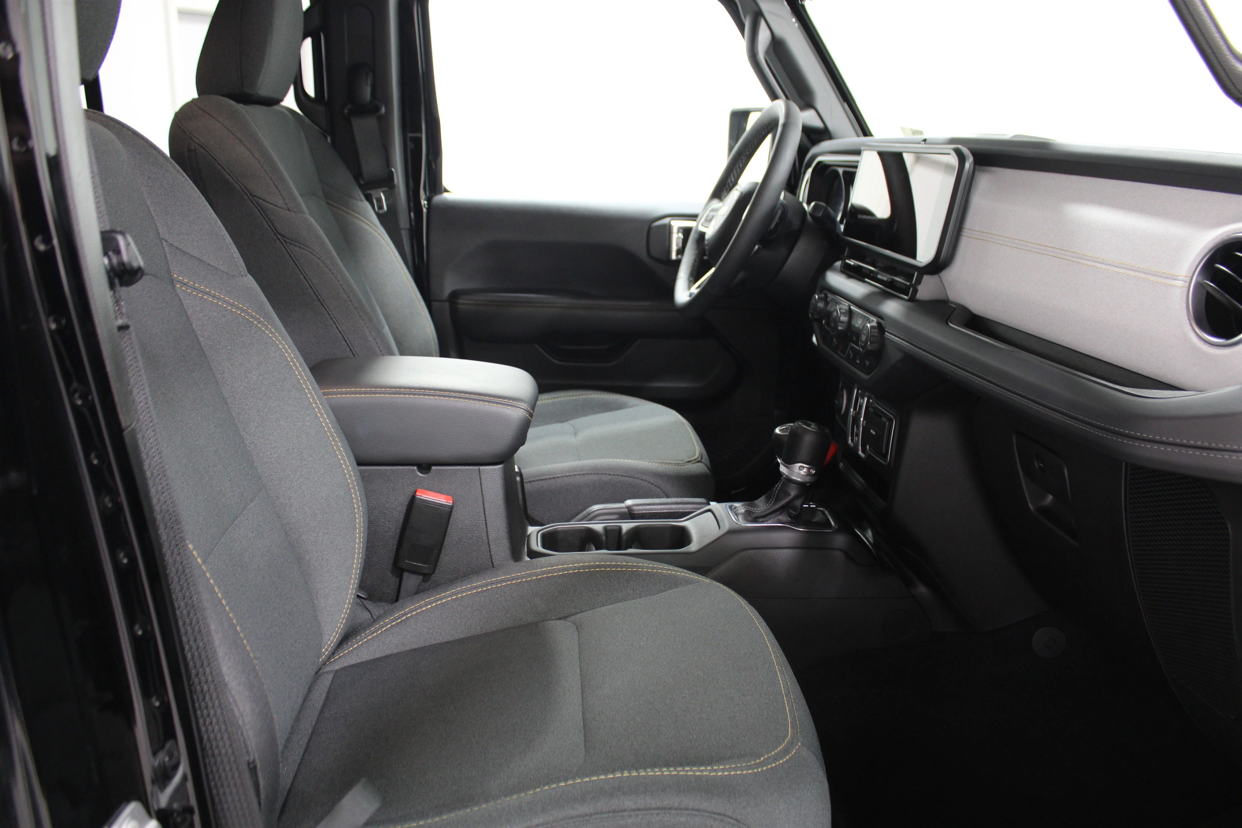 2025 Jeep Wrangler 4xe Sahara 4XE - Photo 25