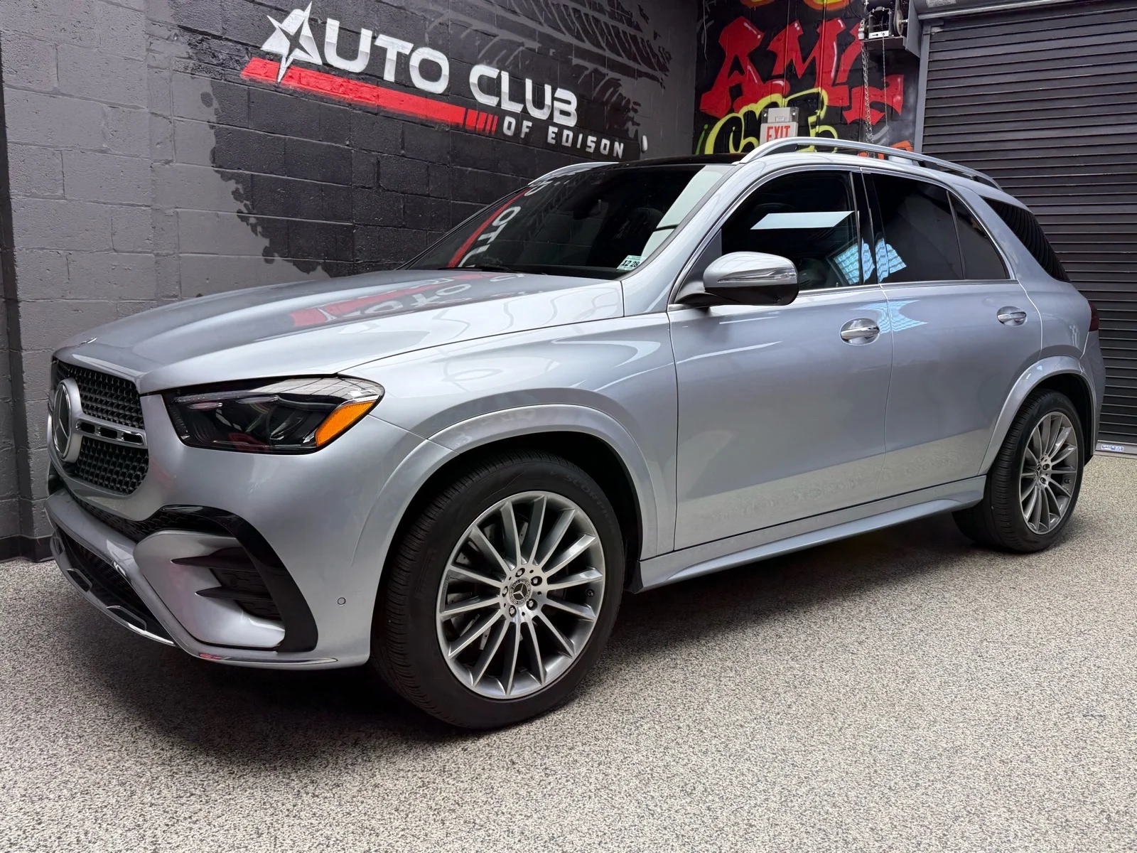 Used 2024 Cirrus Silver Metallic (922) Mercedes-Benz GLE 450 4MATIC® image 3