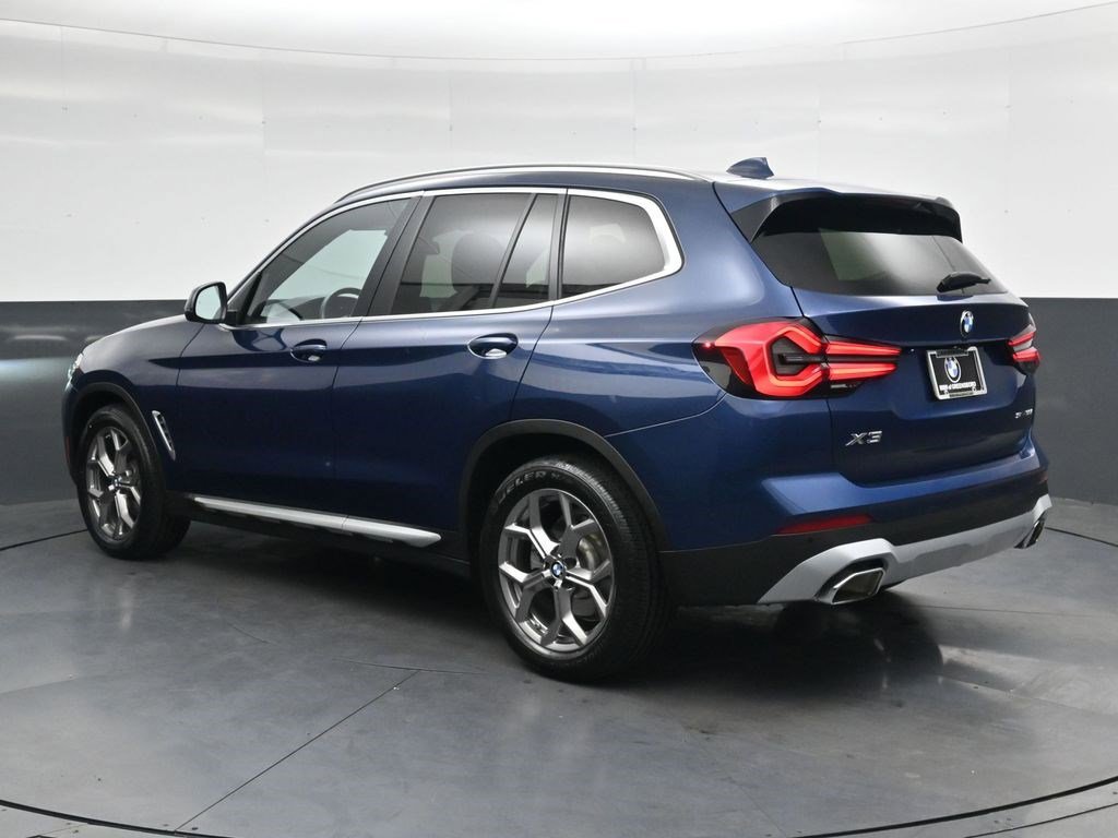 Used 2023 Phytonic Blue Metallic BMW sDrive30i image 6
