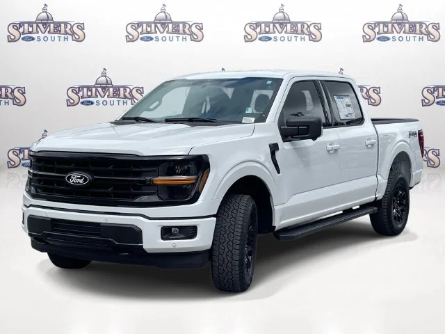 New 2026 White Ford XLT image 5