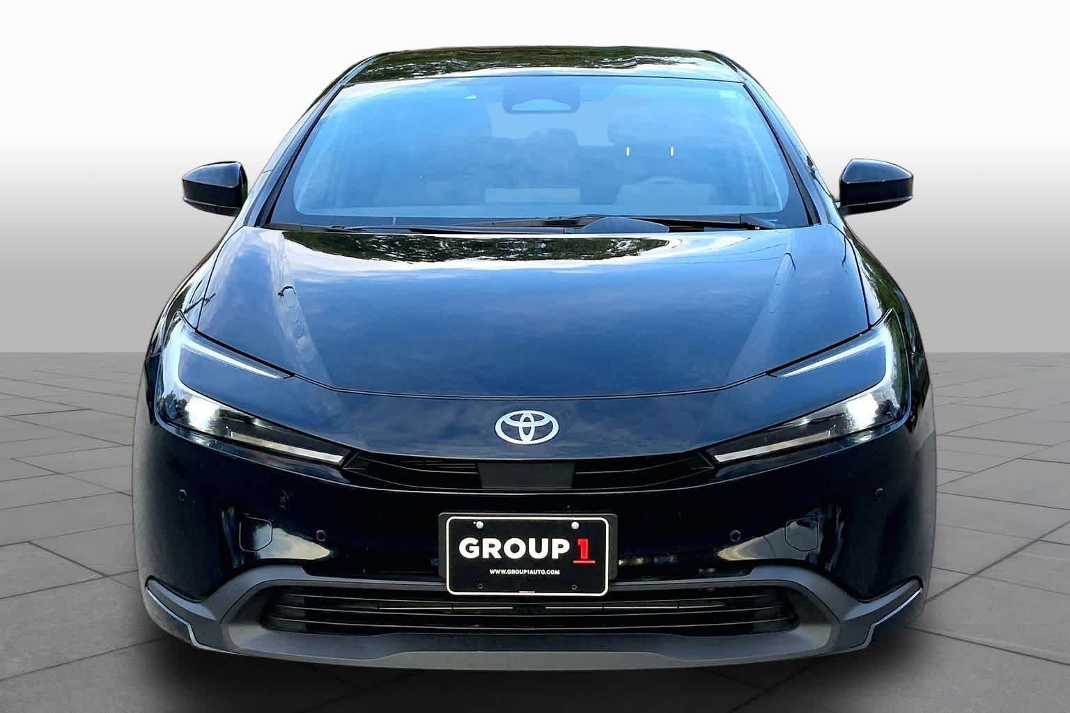Pre-Owned 2025 Toyota Prius LE