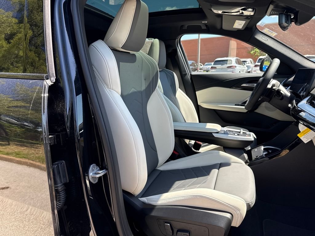 New 2026 Black BMW xDrive28i image 26