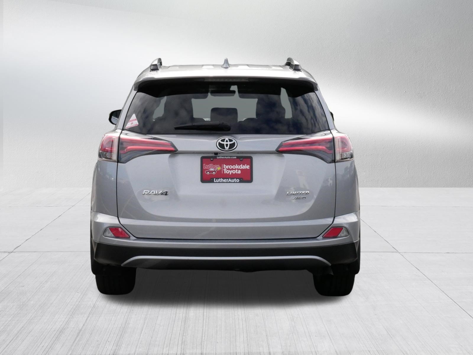 Used 2018 SILVER SKY METALLIC Toyota Limited image 6