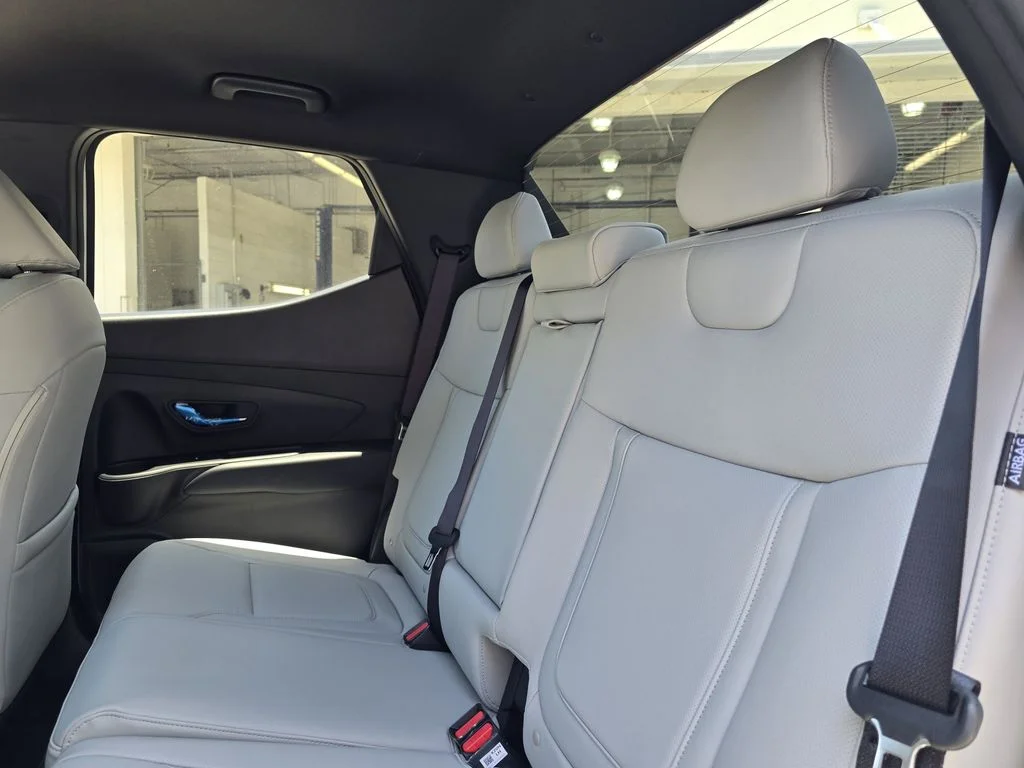 New 2026 White Hyundai SEL image 25