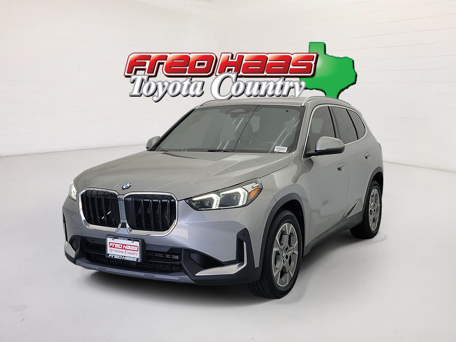 2023 BMW X1