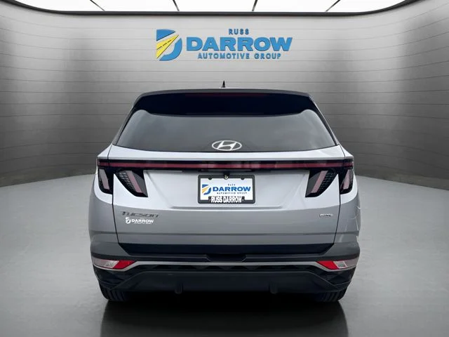 Used 2023 Silver Hyundai SEL image 4