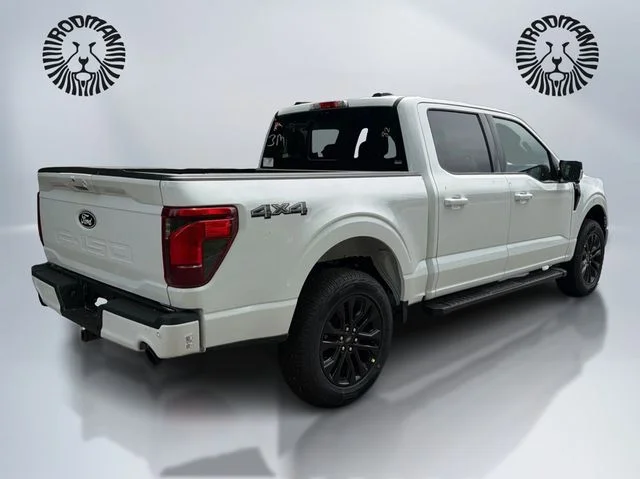 New 2026 Oxford White Ford XLT image 5