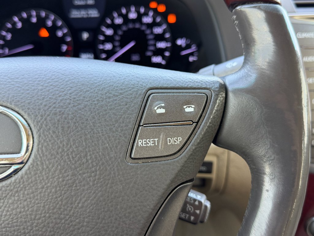 Used 2011 Starfire Pearl Lexus Base image 21