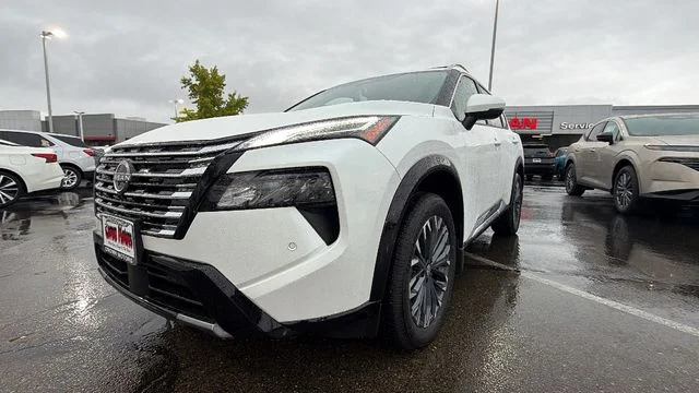 New 2026 Everest White Pearl TriCoat Nissan Platinum image 9
