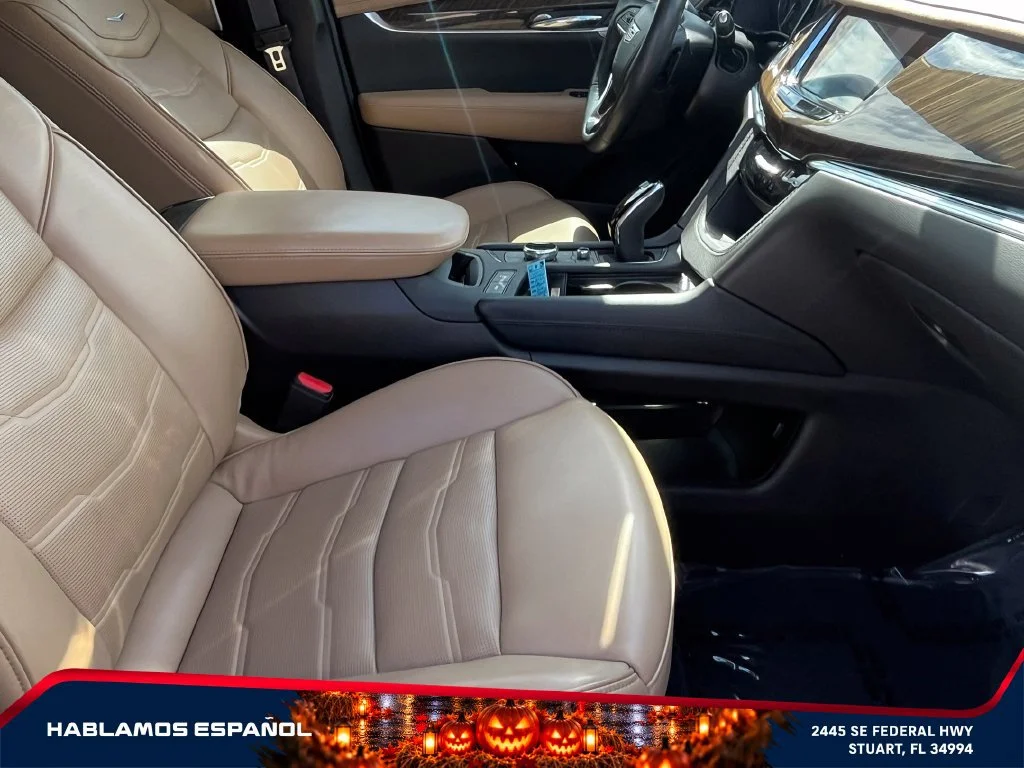 Used 2023 CRYSTAL WHITE TRICOAT Cadillac AWD Premium Luxury image 21