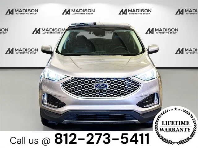 Used 2024 Silver Ford SEL image 2