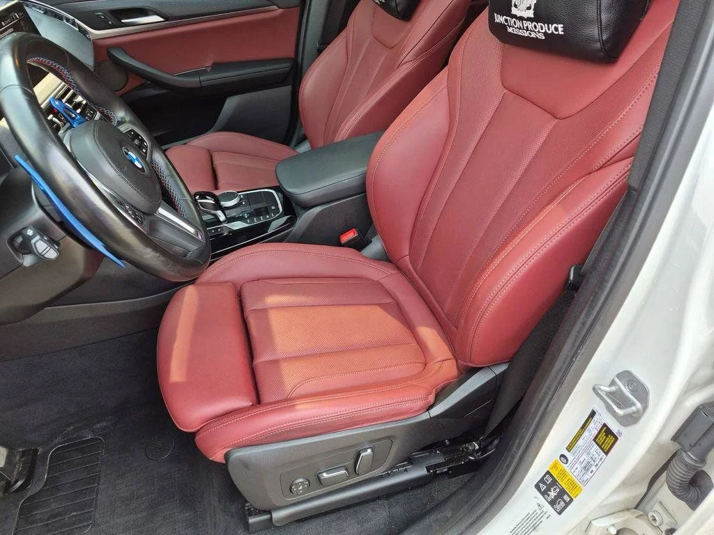 Used 2024 White BMW M40i image 27