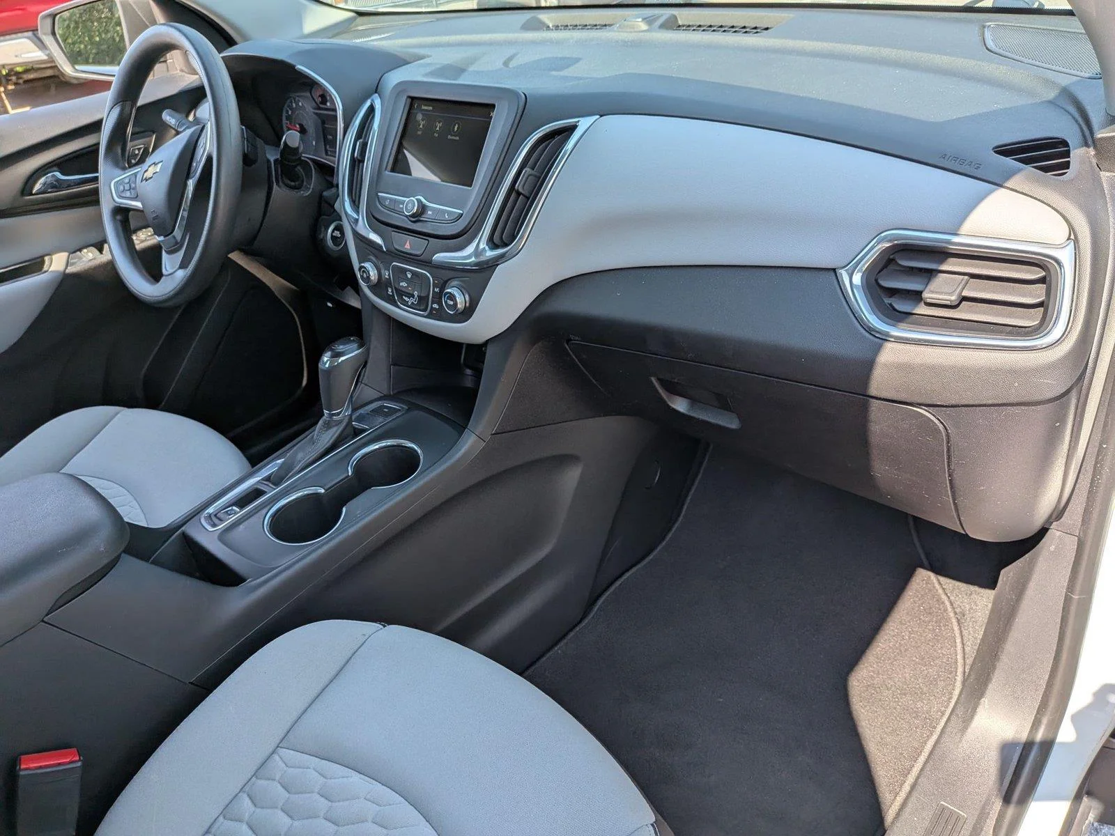 Used 2019 Summit White Chevrolet LS image 35