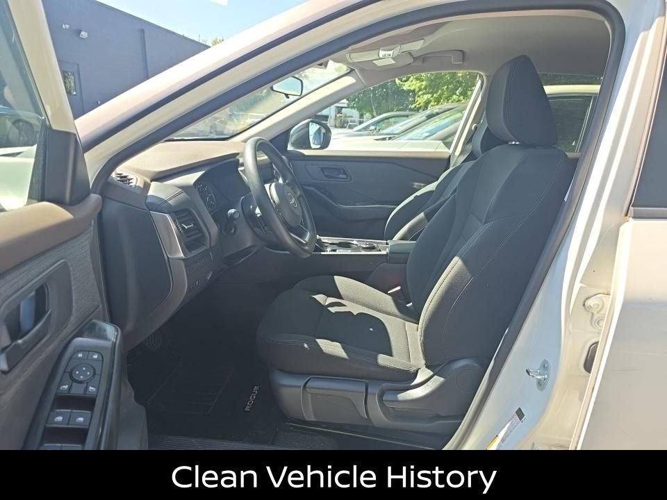 Certified Used 2023 White Nissan S image 3