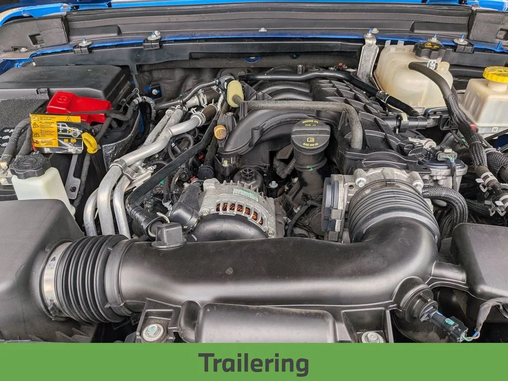 Used 2022 Blue Jeep Sport image 14