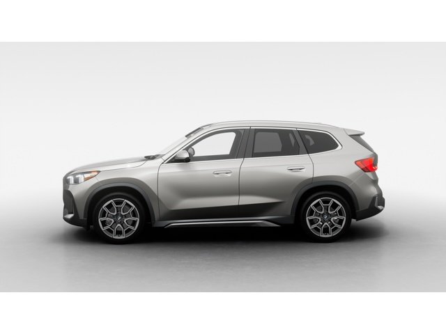 New 2026 Space Silver Metallic BMW xDrive28i image 4