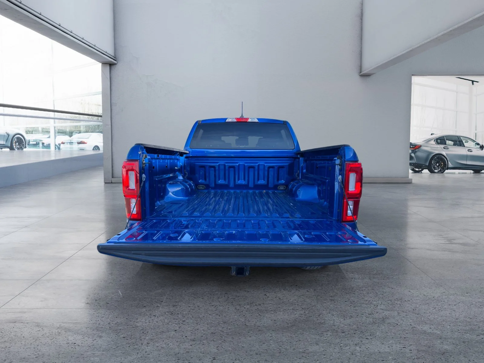 Used 2019 Lightning Blue Metallic Ford XLT image 19