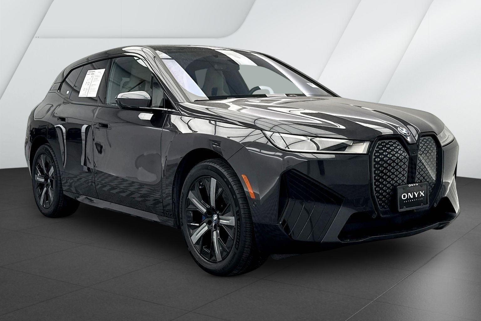2024 BMW iX xDrive50's photo