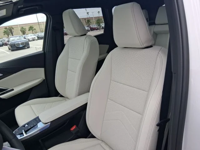 New 2026 Mineral White Metallic BMW xDrive28i image 14