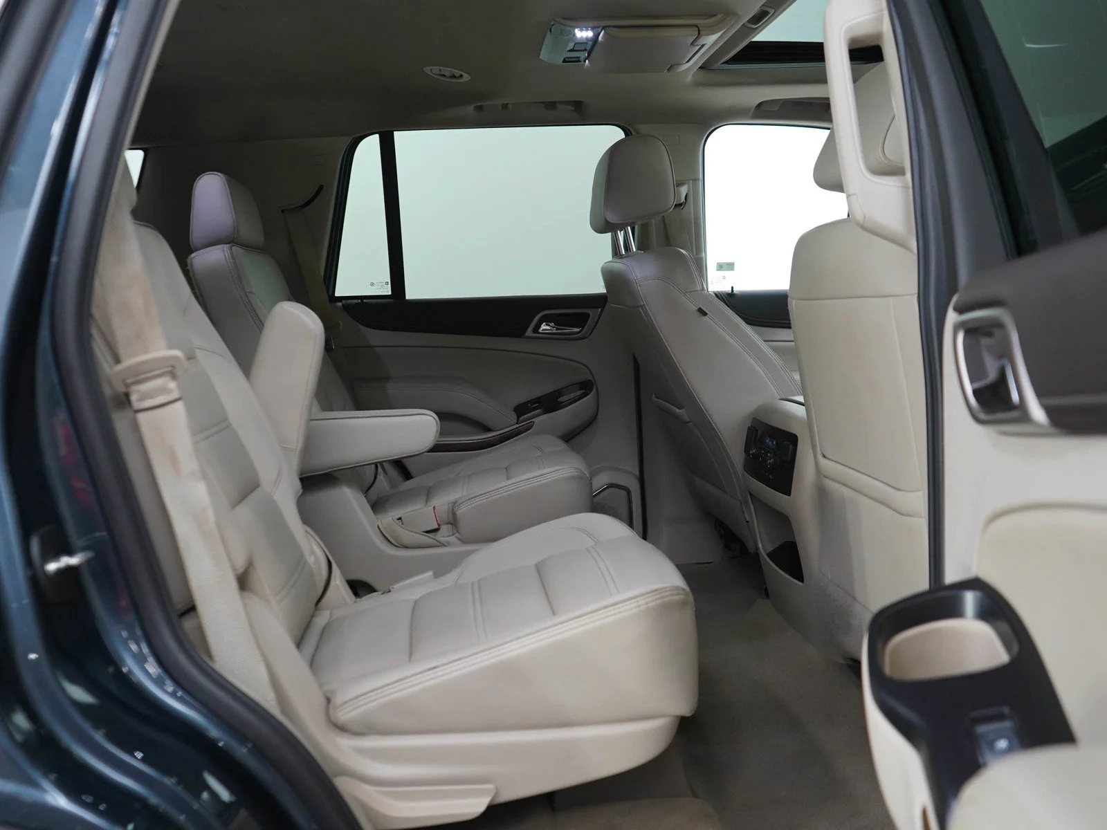Used 2020 DARK SKY METALLIC GMC Denali image 12