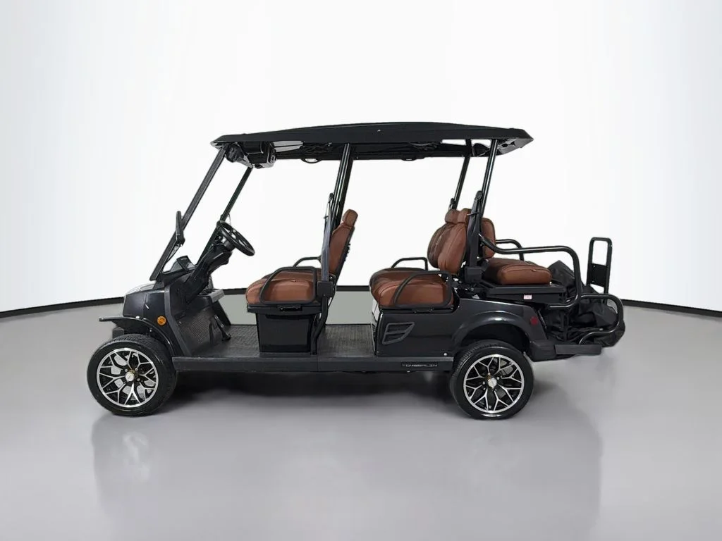 Used 2023 Black Tomberlin lsv image 8