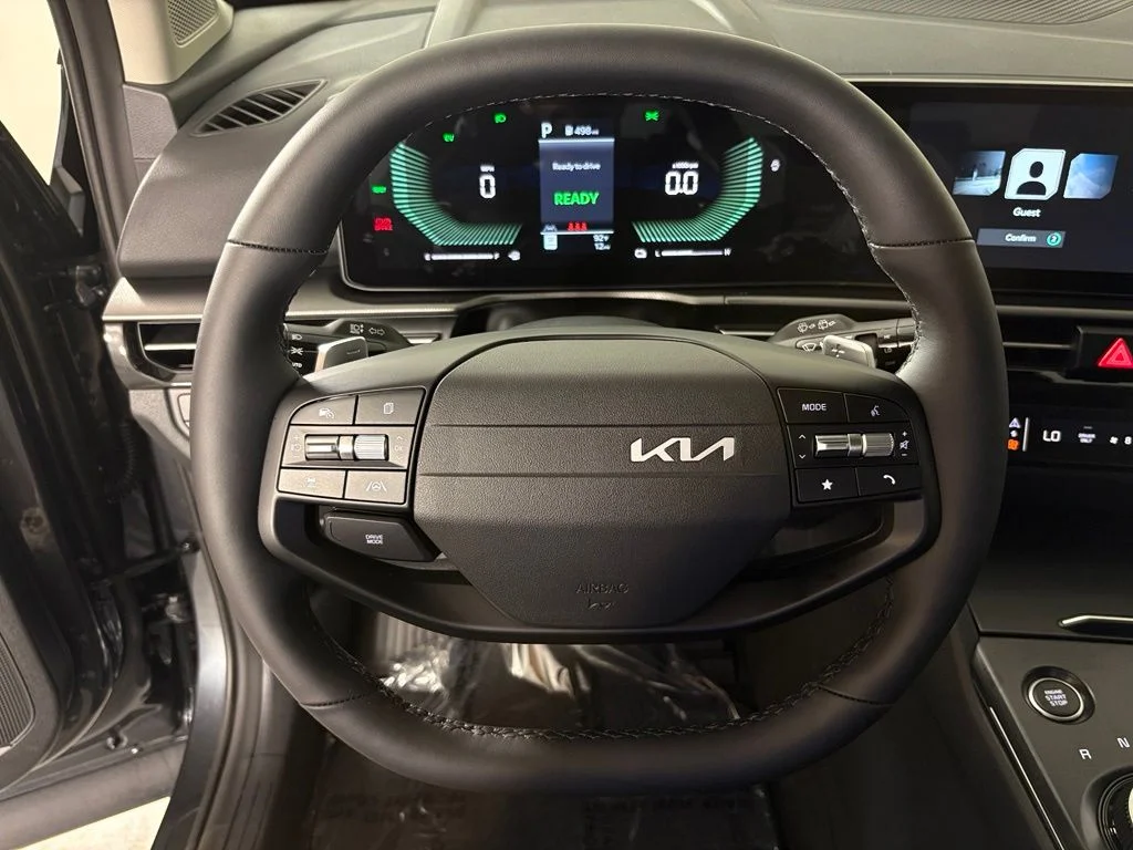 New 2027 Gravity Gray Kia LX image 17
