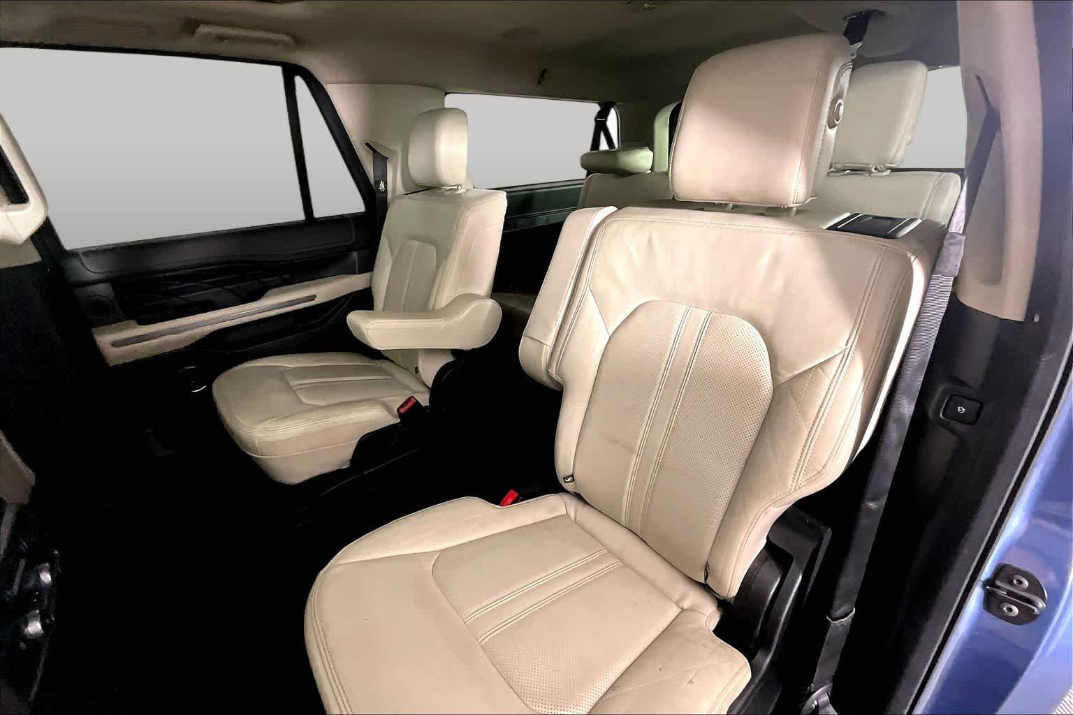 Used 2019 Blue Ford Platinum image 19