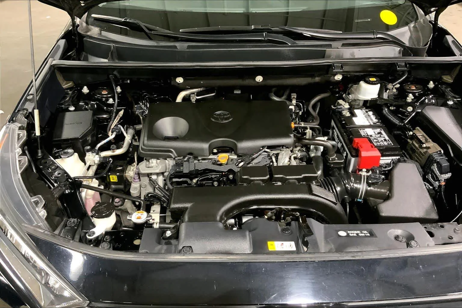 Used 2020 Midnight Black Metallic Toyota XLE image 32