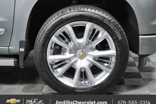New 2026 Sterling Gray Metallic Chevrolet High Country image 37