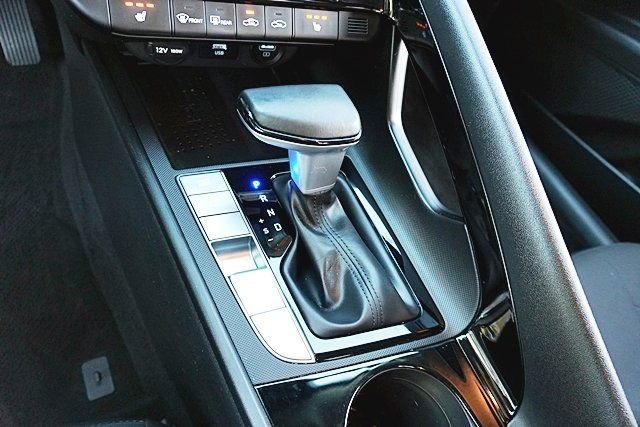 Used 2023 Black Hyundai SEL image 28