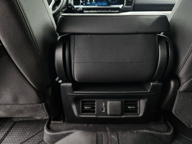 2025 Chevrolet Silverado 1500 LT - Photo 14