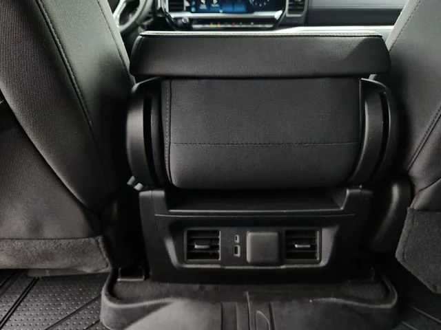 2025 Chevrolet Silverado 1500 LT - Photo 14