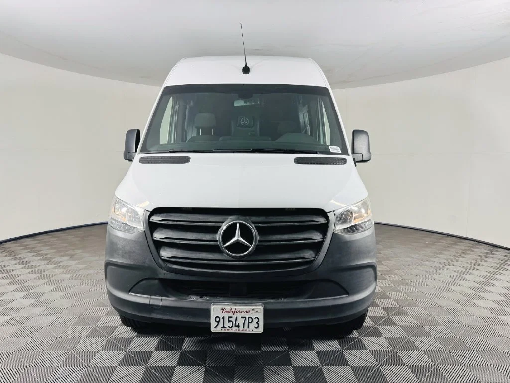 Used 2020  Mercedes-Benz  image 6