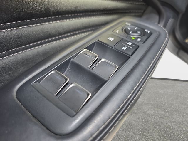 Used 2018 Silver Lexus 500 Base image 27