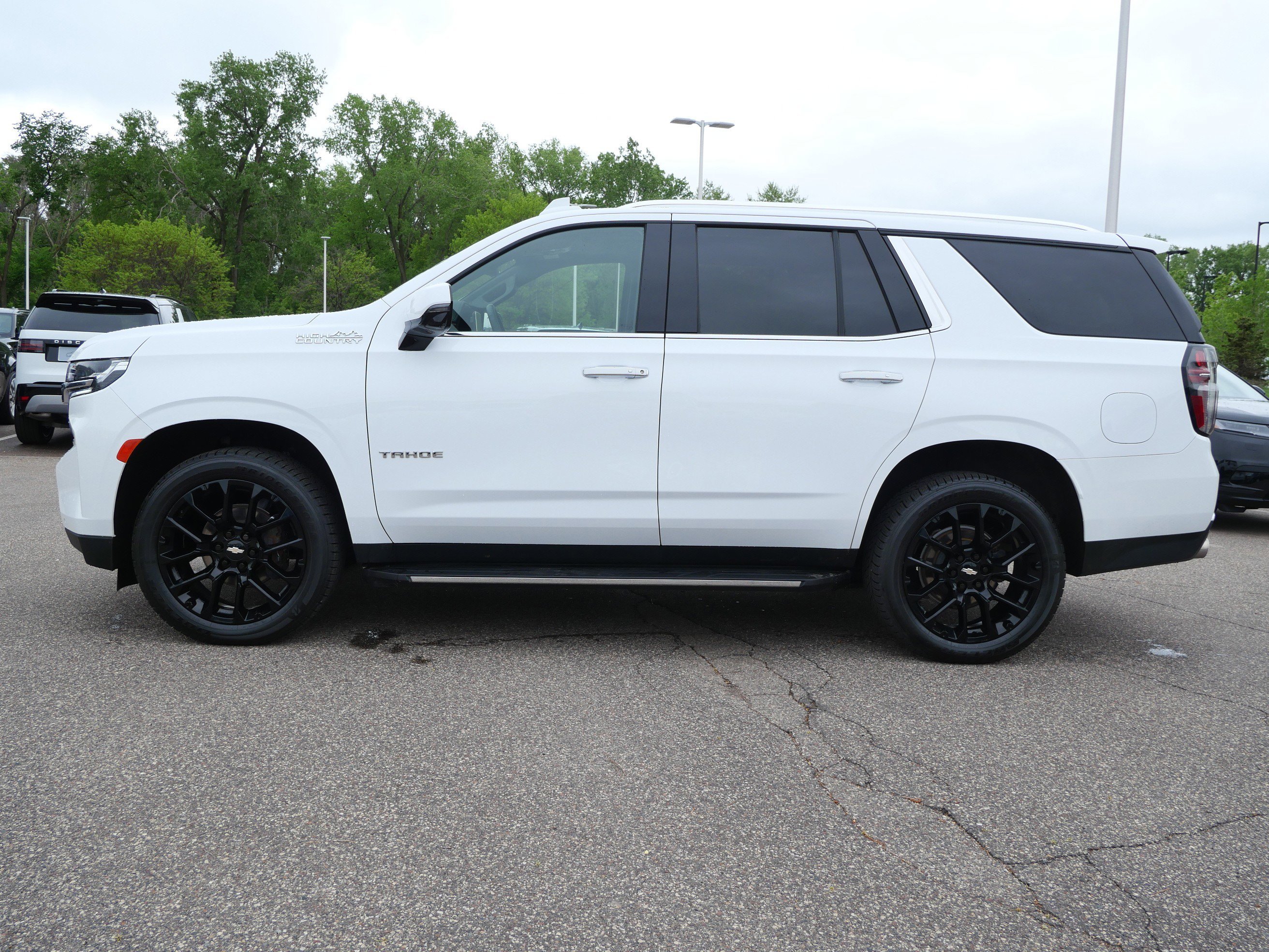 Used 2023 Chevrolet Tahoe High Country with VIN 1GNSKTKL1PR252882 for sale in Minneapolis, Minnesota