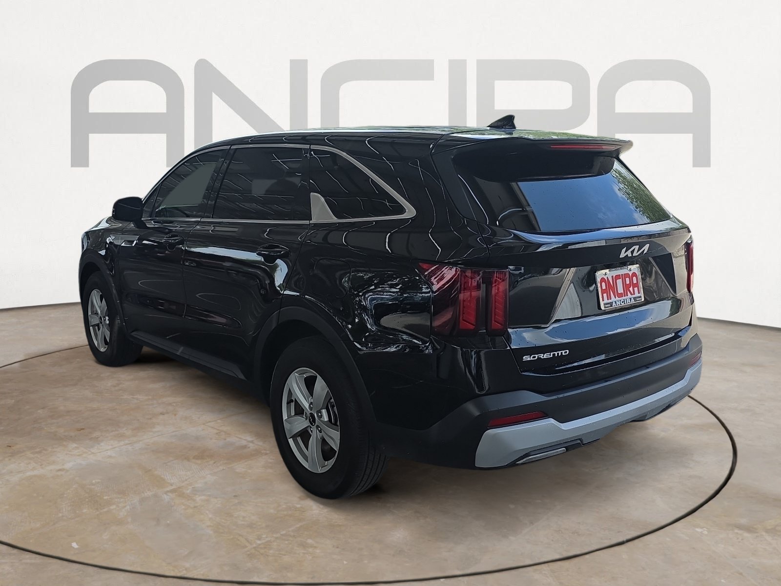 Certified Used 2025 Ebony Black Kia LX image 5