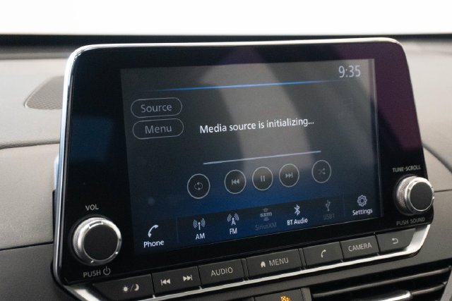Used 2024 Gray Nissan 2.5 SV image 7