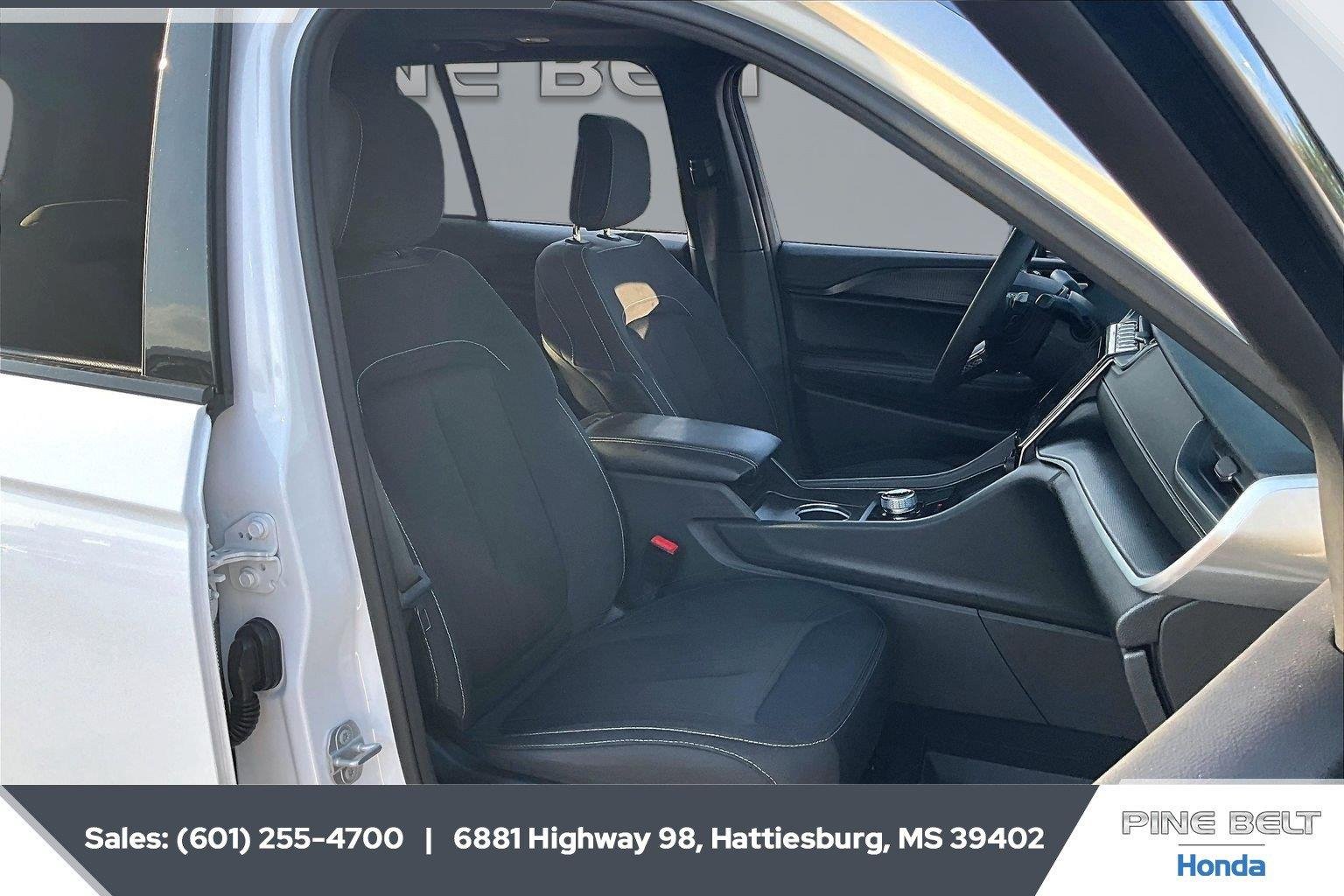 Used 2024 Bright White Clearcoat Jeep Laredo X image 6