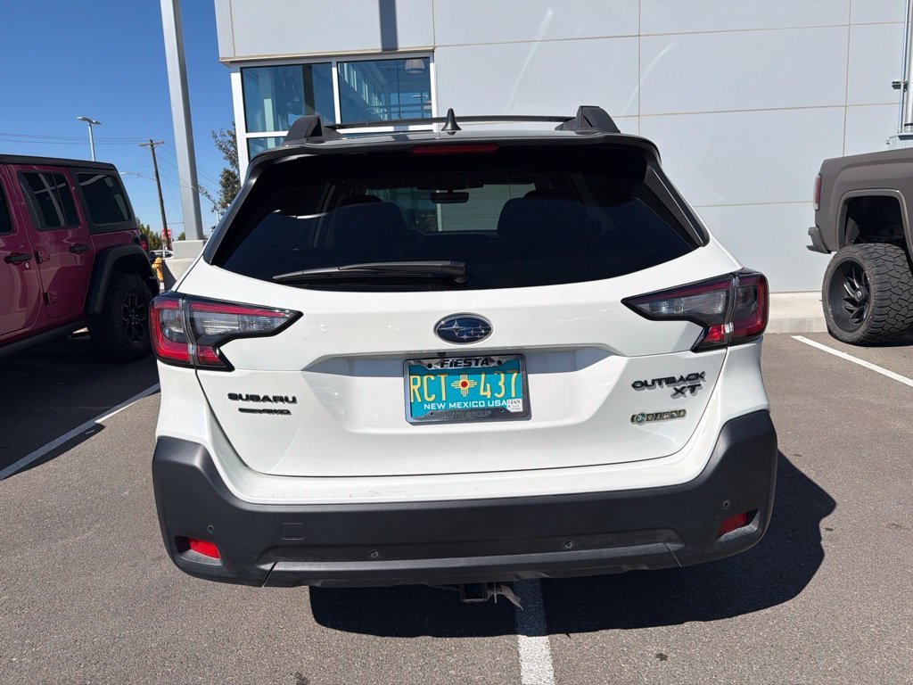 Used 2025 White Subaru Onyx Edition XT image 8