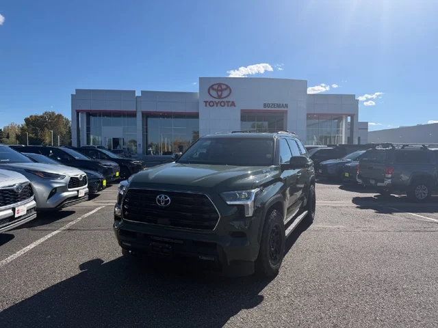 2023 Toyota Sequoia SR5