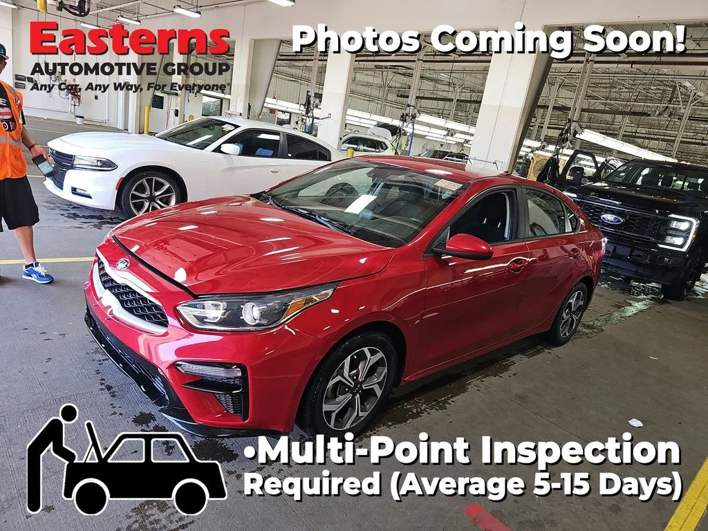 Used 2021 Red Kia LXS image 1