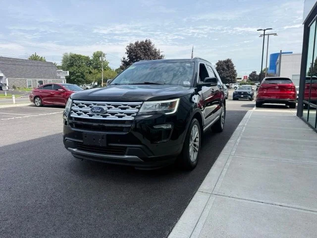Used 2018 Black Ford XLT image 6