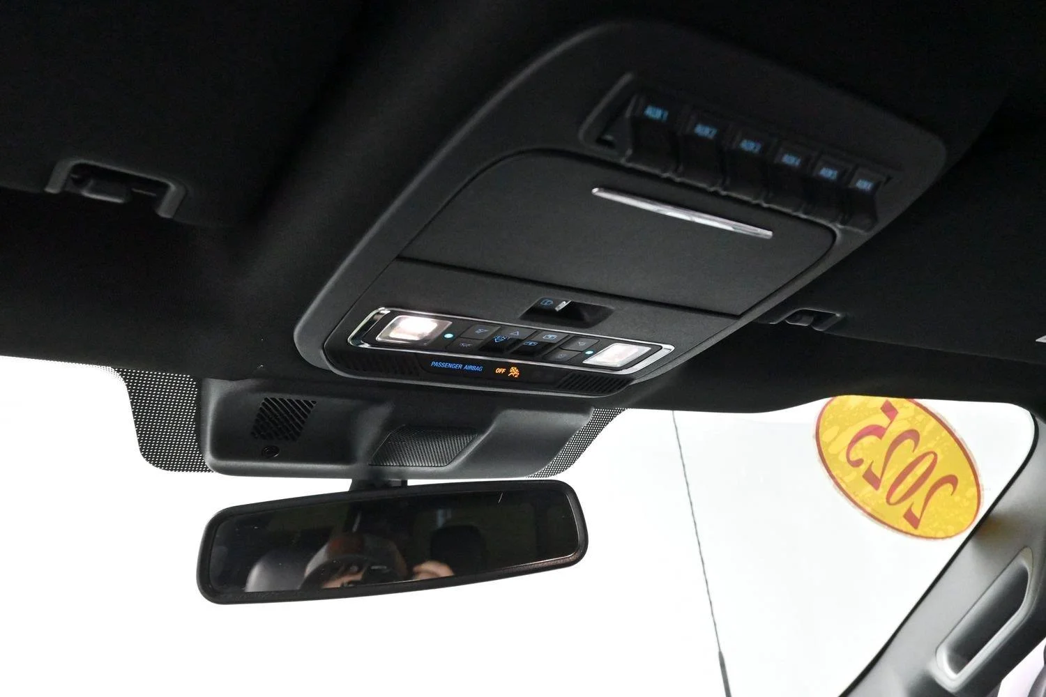 Used 2025 Oxford White Ford Raptor image 26