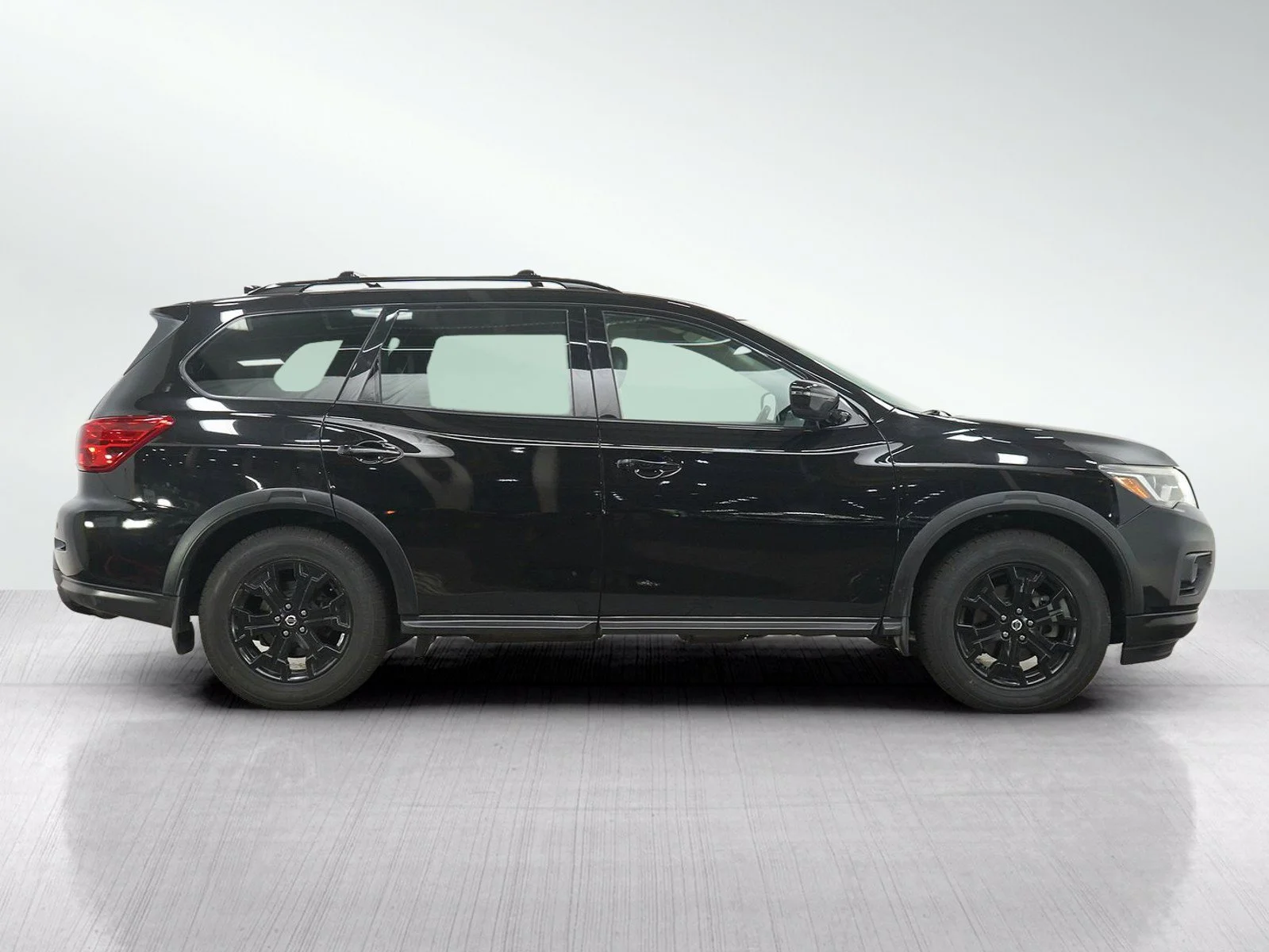Used 2020 Magnetic Black Pearl Nissan SV image 6