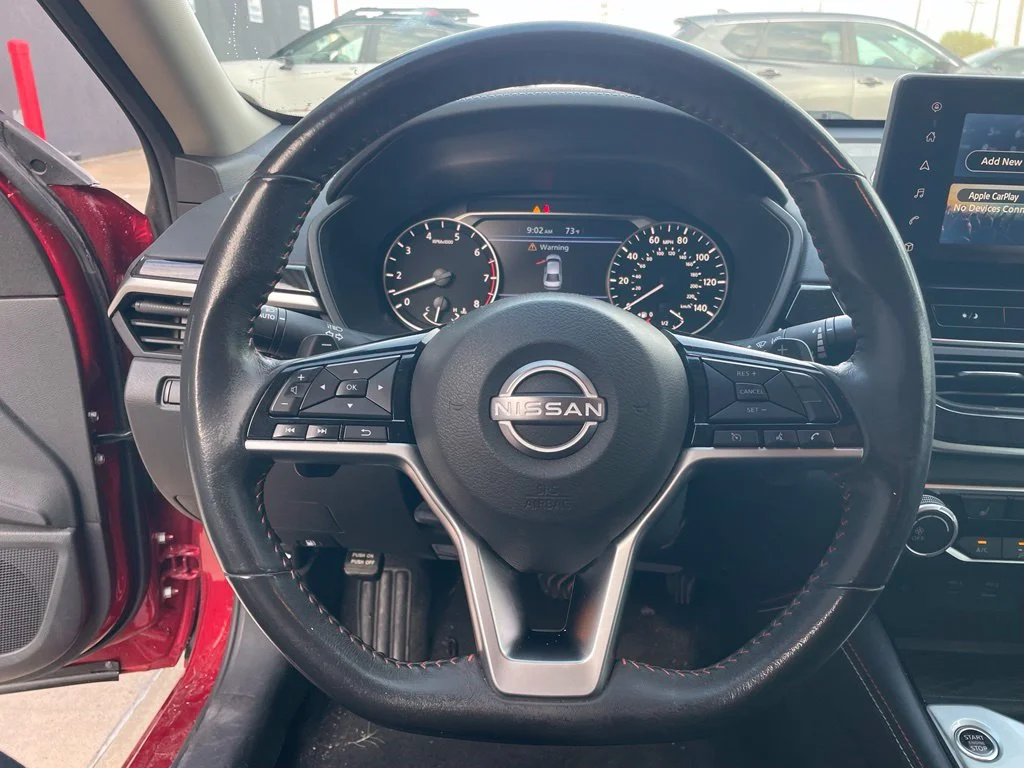 Used 2023 Red Nissan 2.5 SR image 7