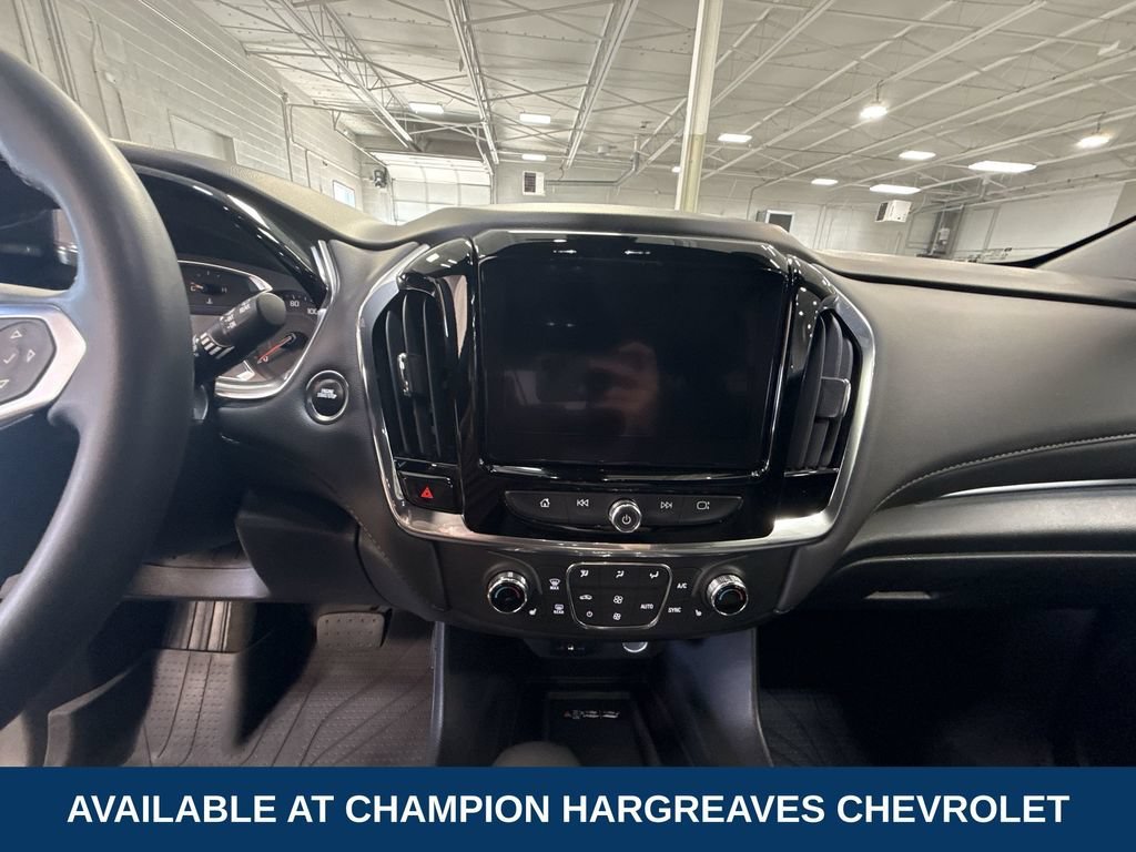 Used 2023 Summit White Chevrolet LT Cloth image 14